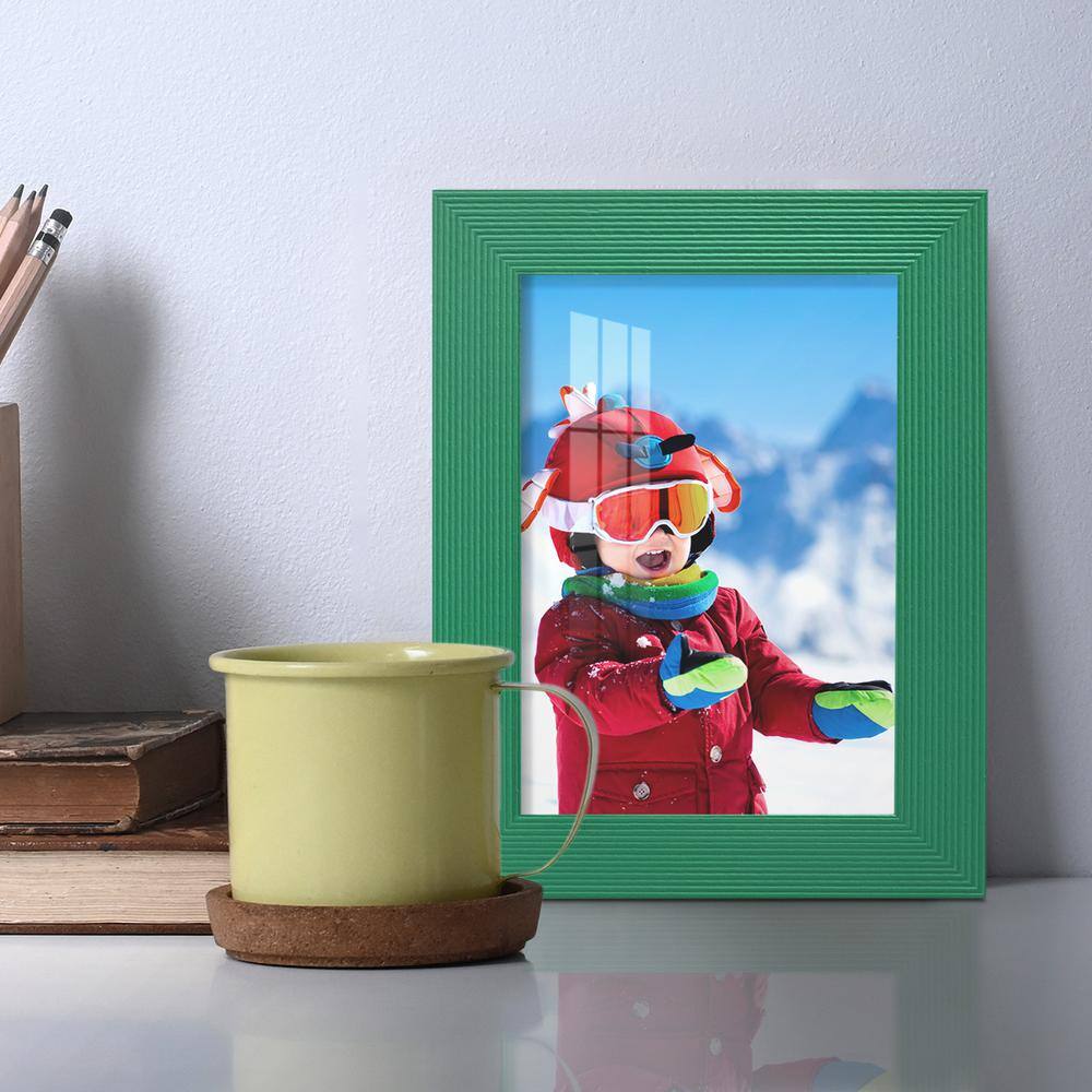 None Grooved 3.5 in. x 5 in. Green Picture Frame