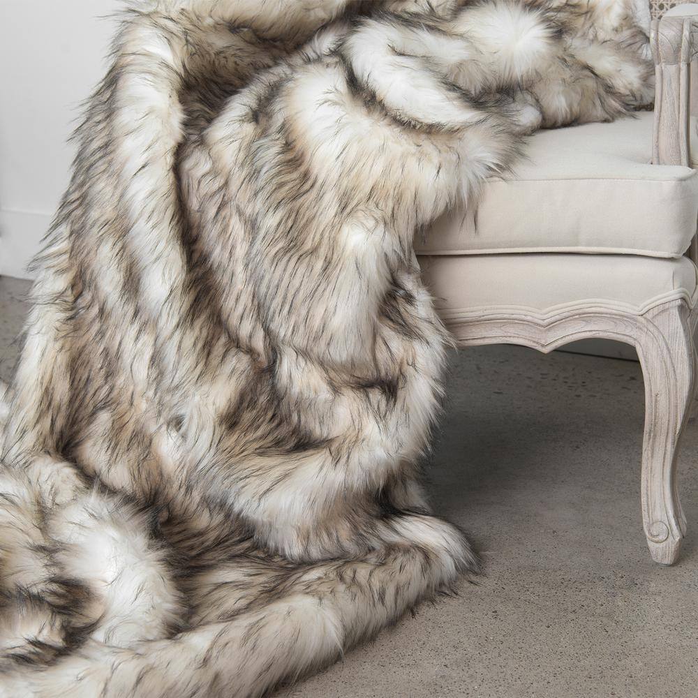 Best Home Fashion Bleached Finn Faux Fur Throw 58In. x 84In.