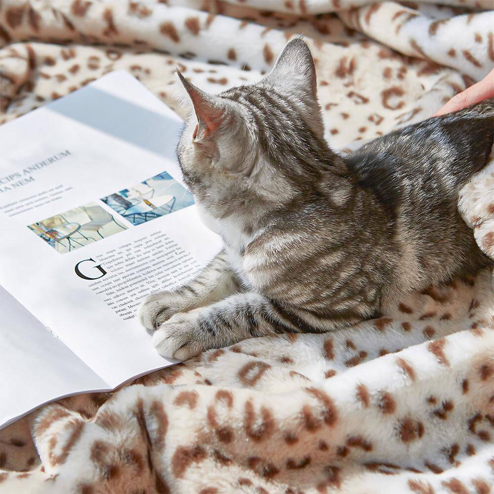 None Geometric Sand Flannel Sherpa 50 in. x 60 in. Throw Bed Blanket