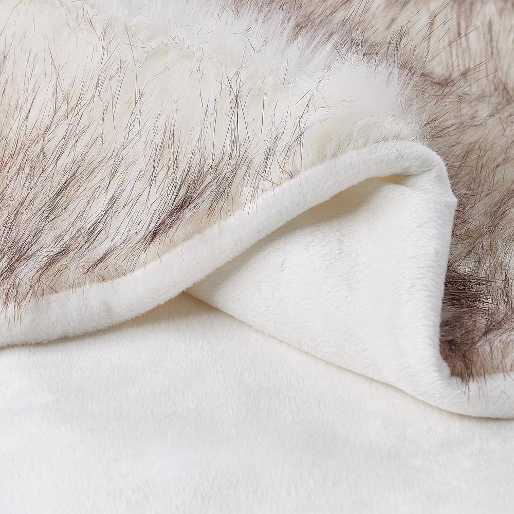 Lavish Home Oversized Premium Pearl White Fashion Faux Fox Hypoallergenic Throw Blanket