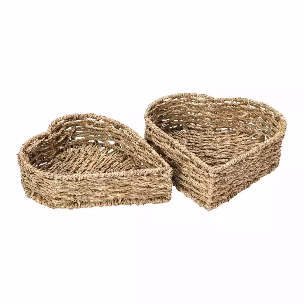 HOUSEHOLD ESSENTIALS Natural Seagrass Heart Shaped Hand-Woven Storage Baskets (Set of 2)