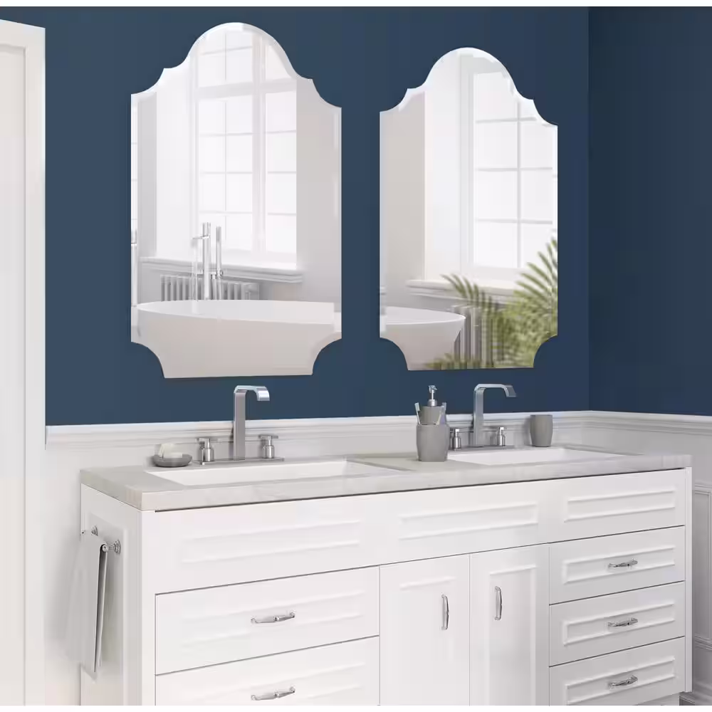 Kate and Laurel Reign 36 in. x 24 in. Classic Arch Framed Silver Wall Accent Mirror