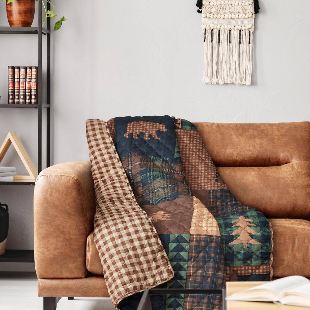 DONNA SHARP Brown Bear Cabin Brown Microfiber Throw