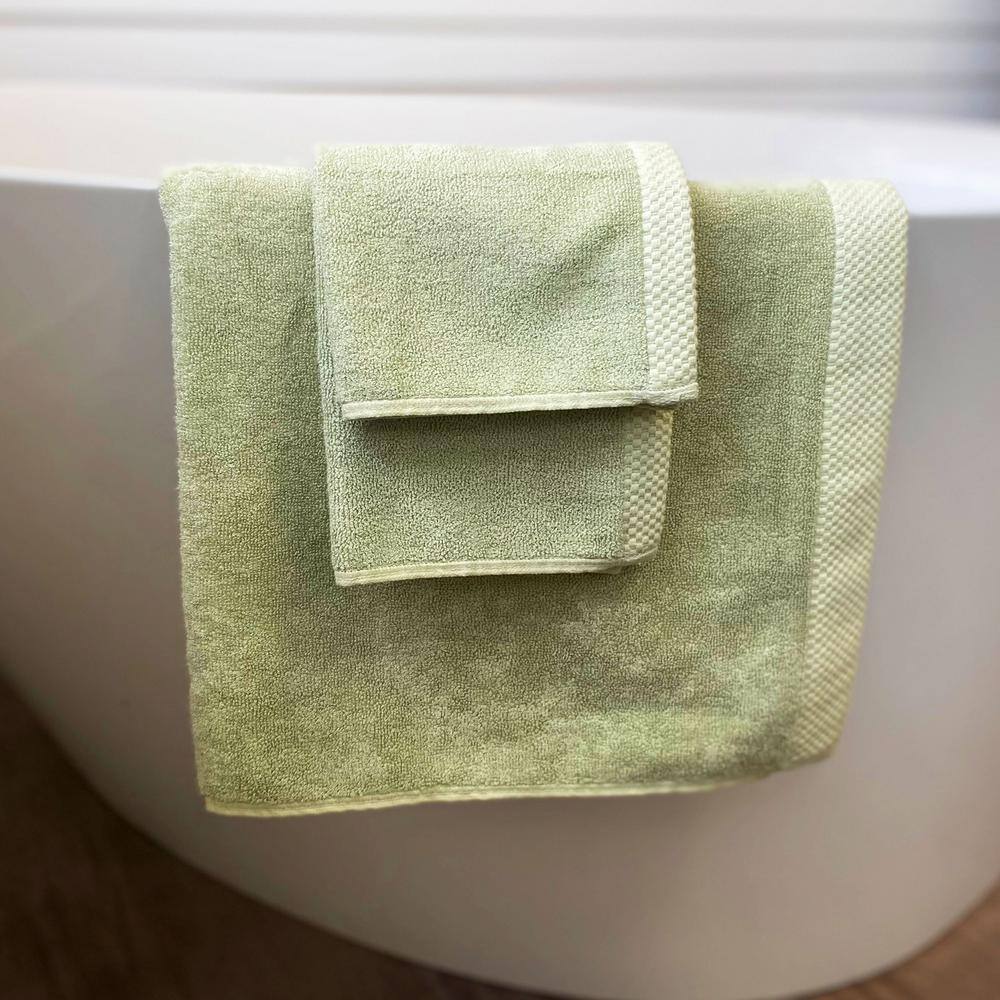 BEDVOYAGE Luxury viscose from Bamboo Cotton Towel Set - Sage (1-Bath Towel, 1-Hand Towel, 1-Washcloth)