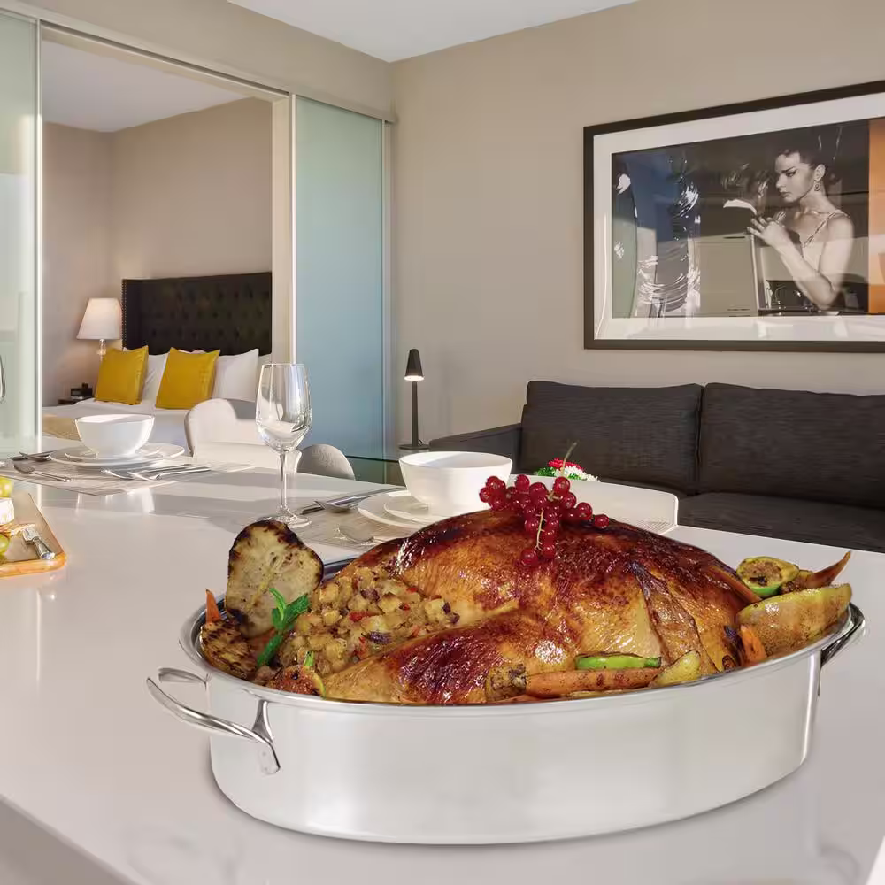 OVENTE 16 in. Silver Stainless Steel Oval Roasting Pan/Baking Tray with Lid and Rack