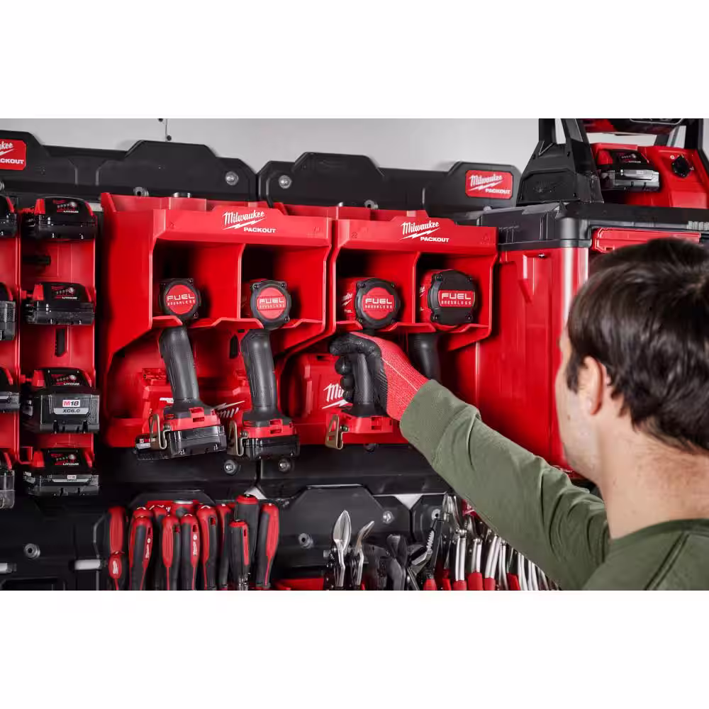 Milwaukee Packout Tool Station with Packout Compact Wall Plate