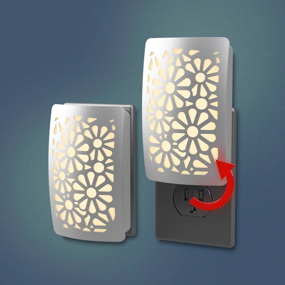 Westek Satin Nickel Floral Decoplug LED Night Light