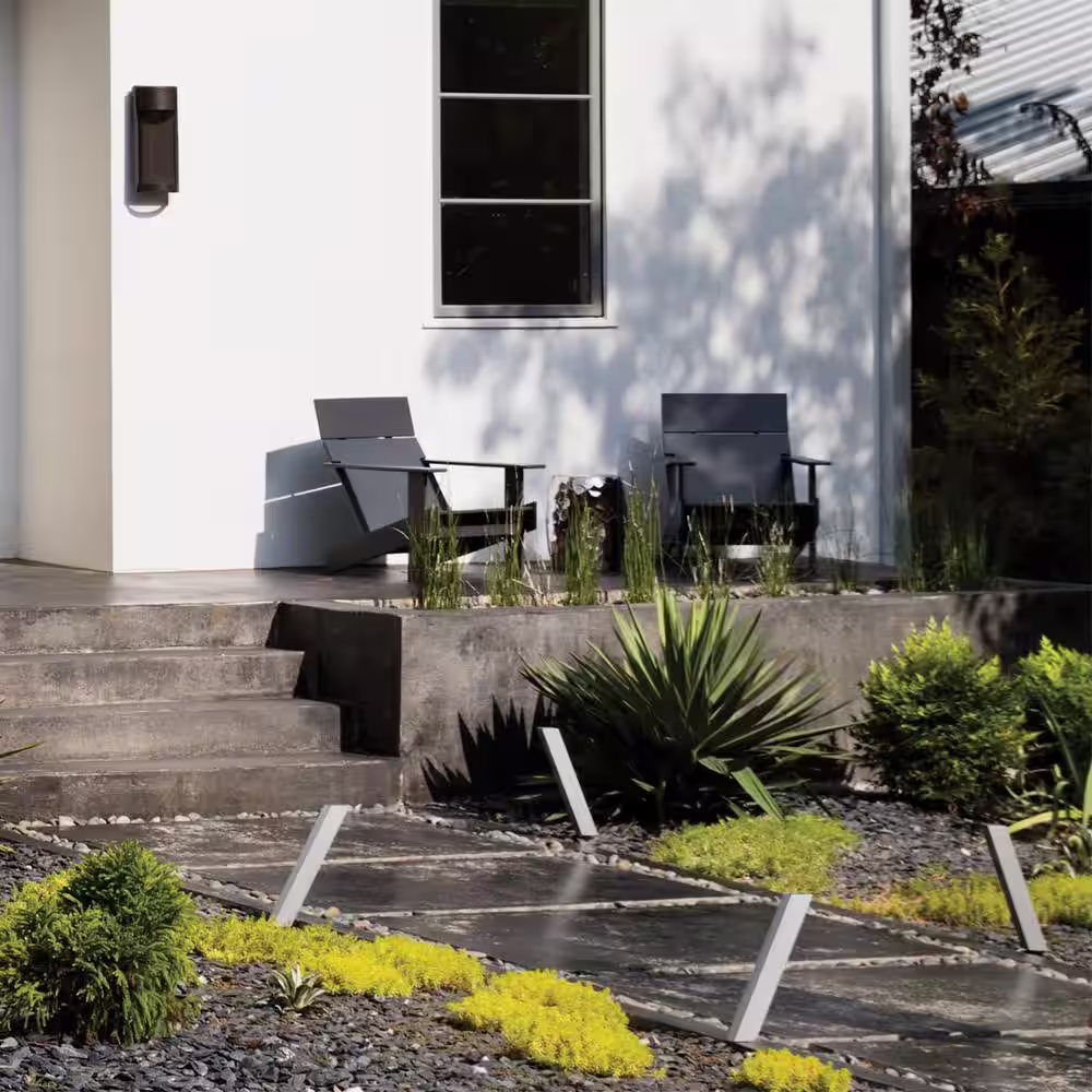 HINKLEY Path Piza Hardwired Titanium Gray LED Path Light