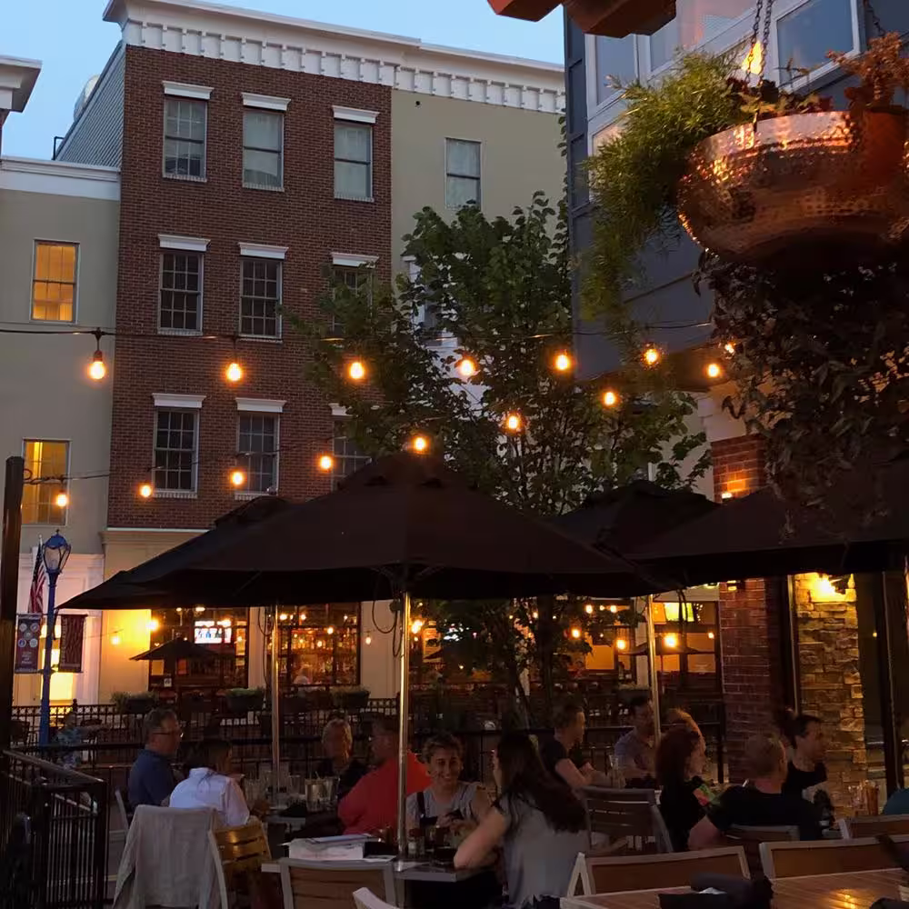 LUMABASE Patio PRO String Lights (12 Lights)