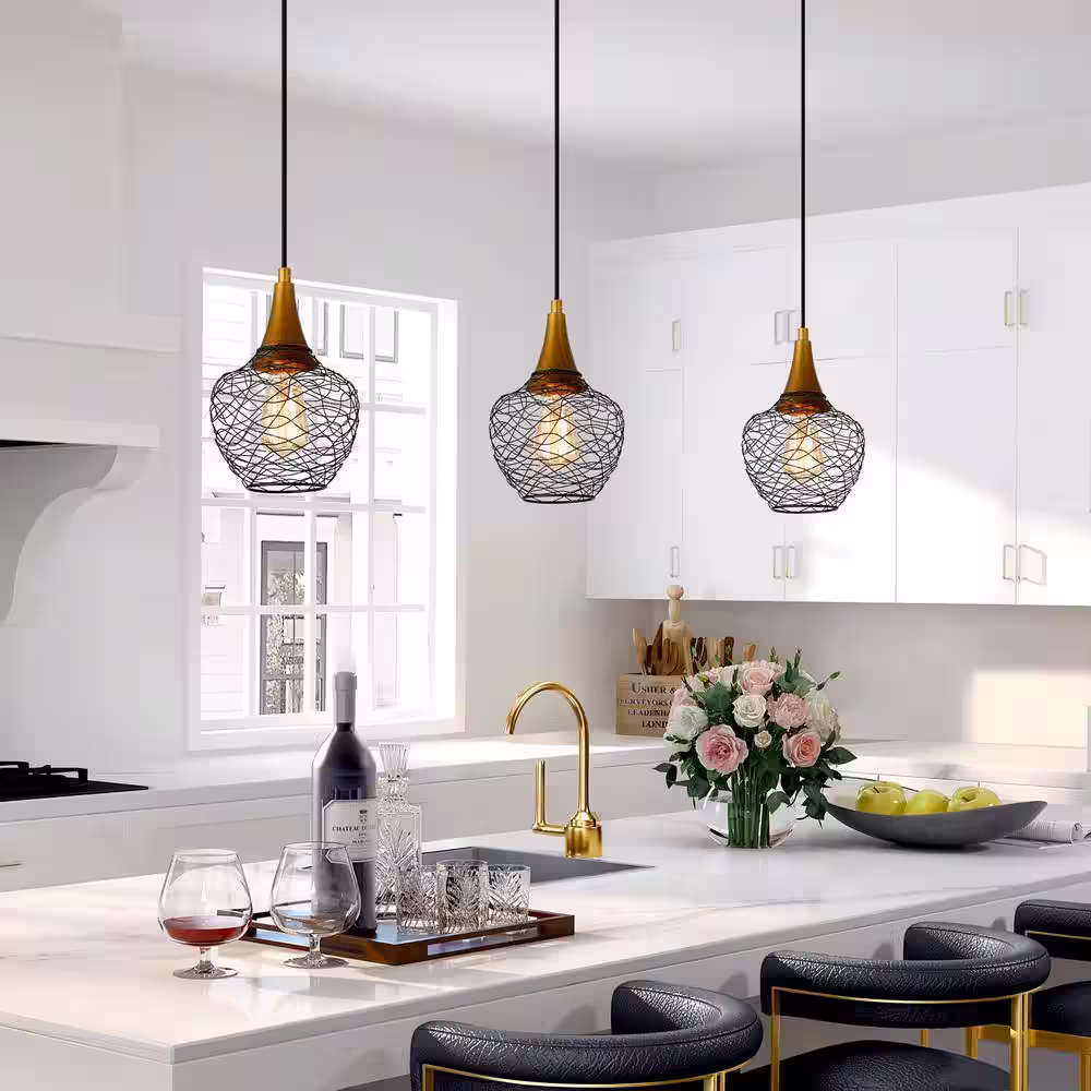 Uolfin Modern Lantern Ceiling Light Saris 7.1 in. 1-Light Black and Gold Cage Flush Mount Light