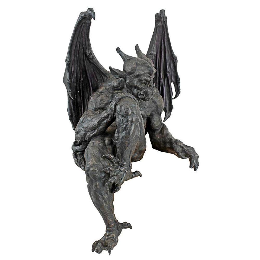 Design Toscano Old Studley Castle Gargoyle Sitter Novelty Statue