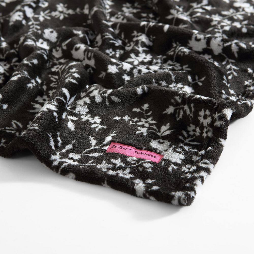 BETSEY JOHNSON Pretty Floral 70 in. x 50 in. Ultra Soft Plush Black Microfiber Throw Blanket