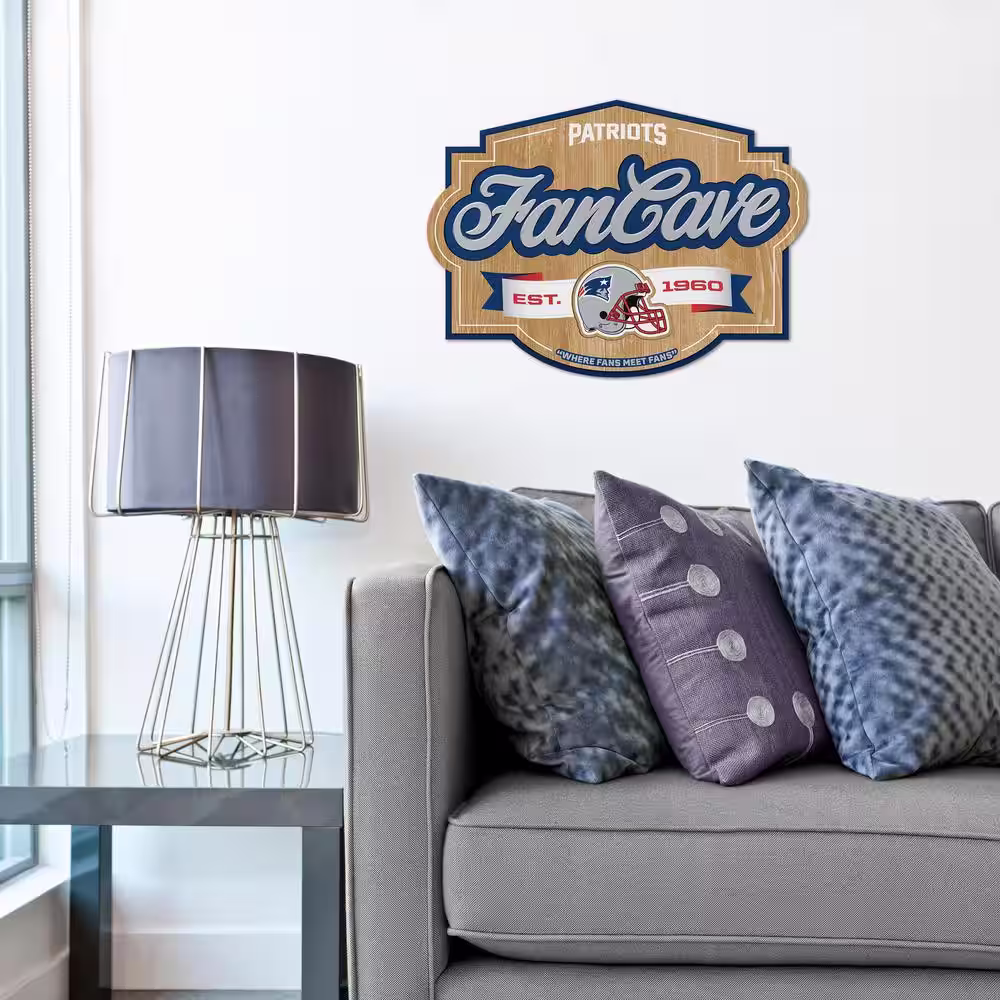 YouTheFan NFL New England Patriots Fan Cave Decorative Sign