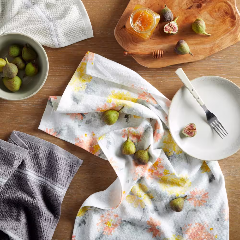 MARTHA STEWART Amber Floral Yellow/Coral Cotton Kitchen Towel Set (2-Pack)