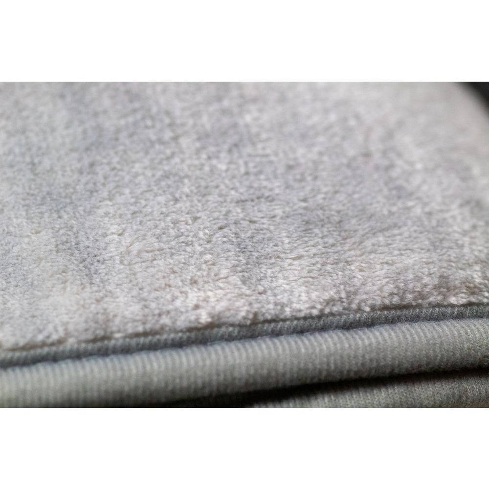 None Chicago Bears Multi-Colored Raschel Throw