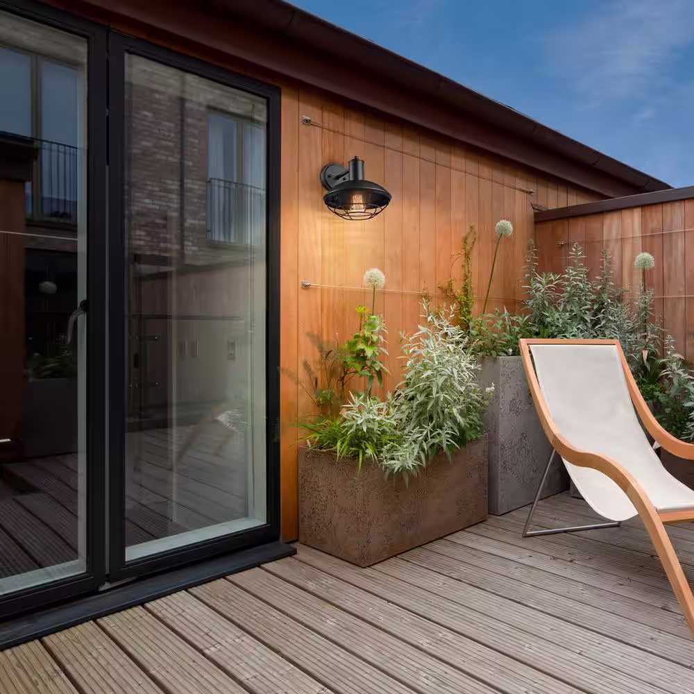 Globe Electric Oliver Matte Black Farmhouse Indoor/Outdoor 1-Light Wall Sconce with Caged Shade