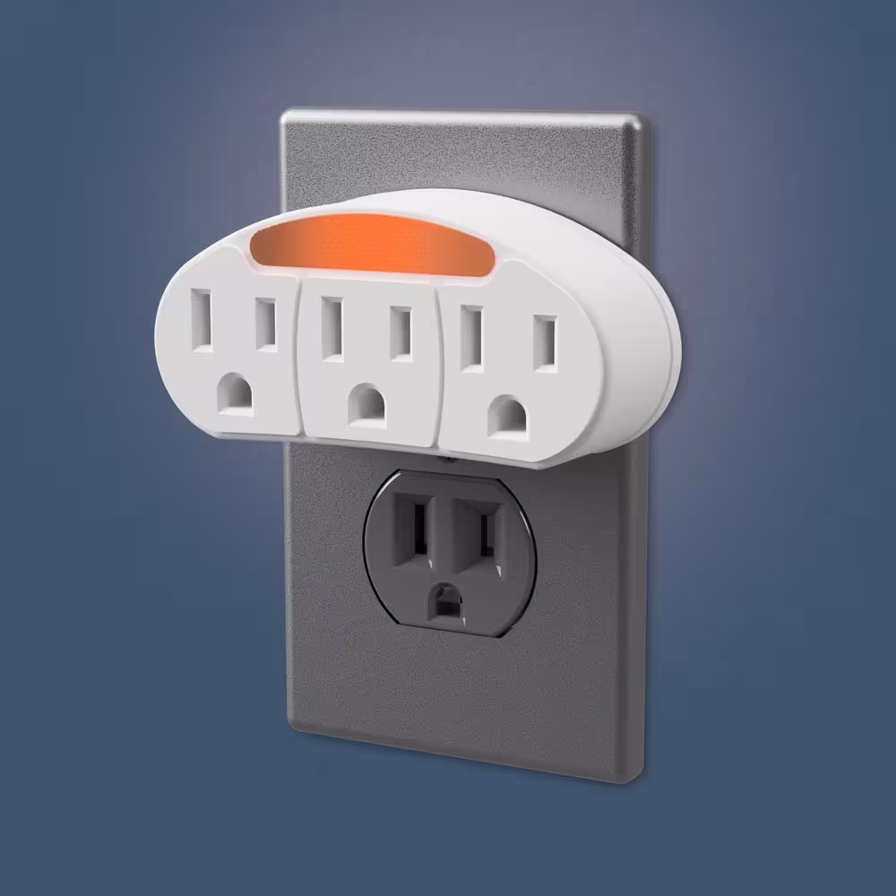 Westek White Outlet Adapter LED Night Light with 3-Grounded Outlets