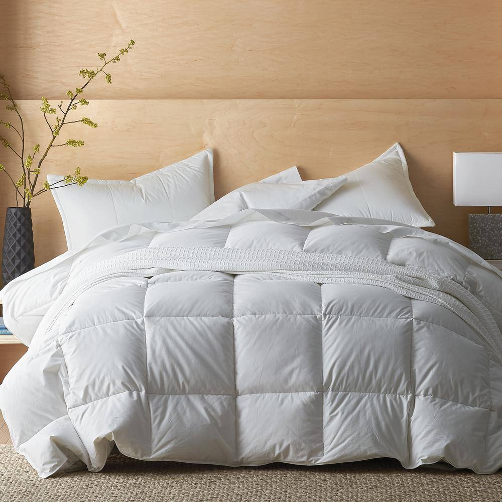 The Company Store Lacrosse Loftaire Light Warmth Ivory Full Down Alternative Comforter
