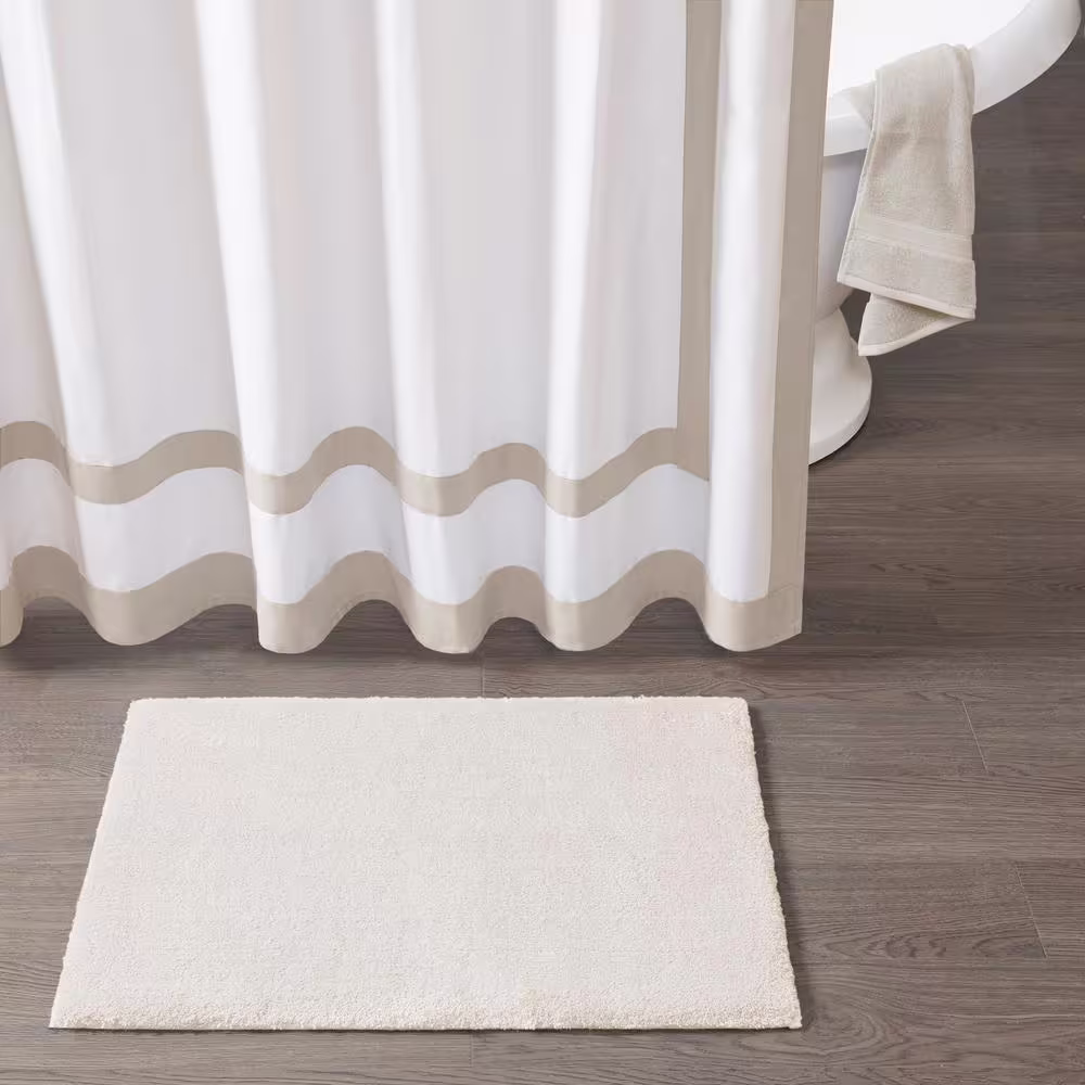 None Marshmallow Ivory 20 in. x 30 in. Bath Mat