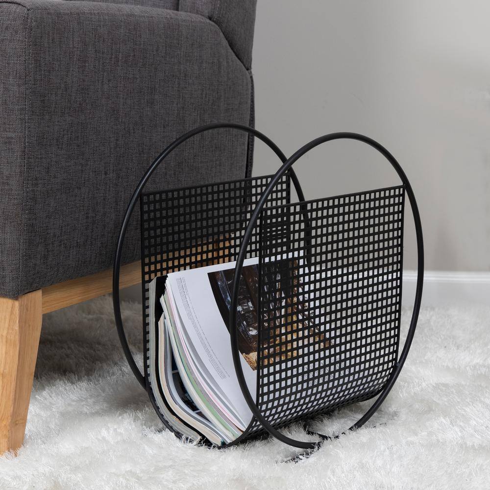 Stratton Home Decor Geometric Magazine Holder