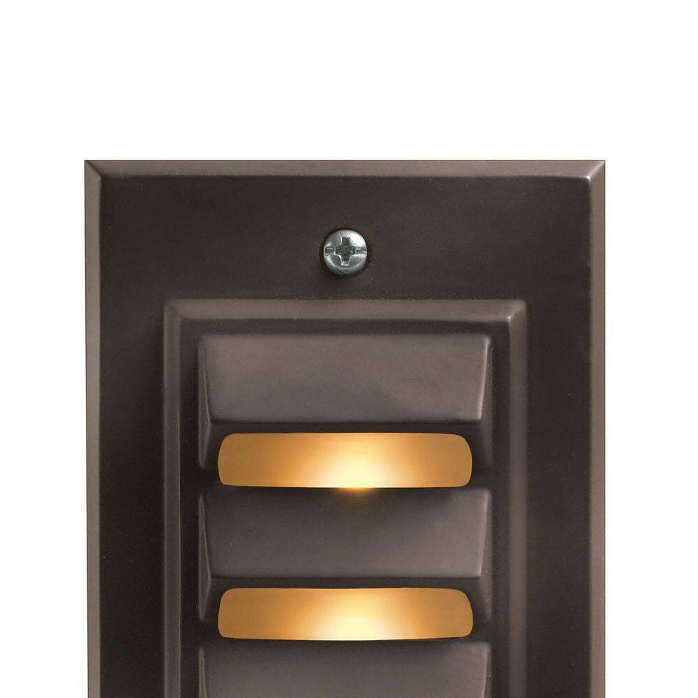 HINKLEY Low-Voltage 12-Watt Bronze Cast Aluminum Vertical Deck Light