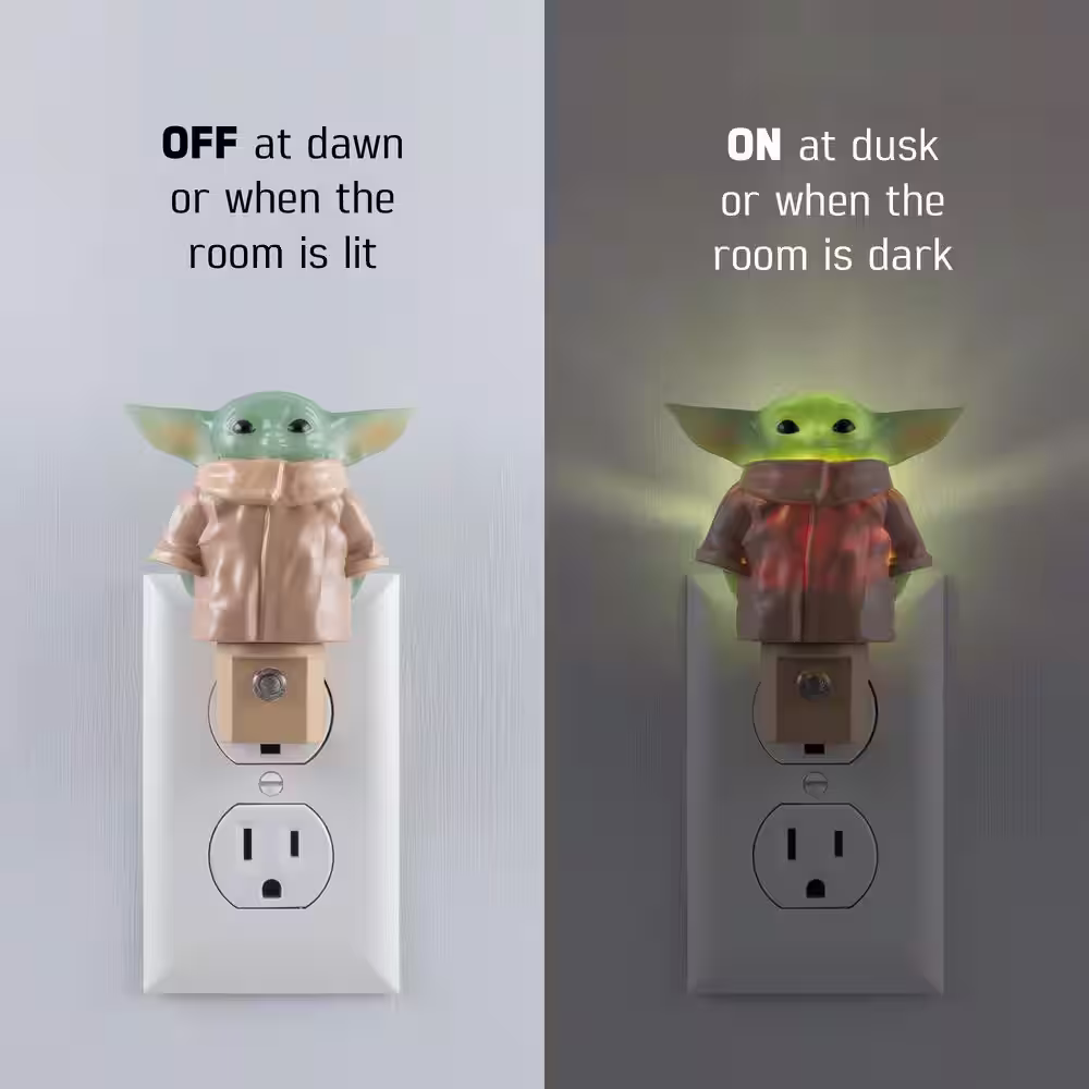 Star Wars The Child Mini LED Night Light, Light Sensing