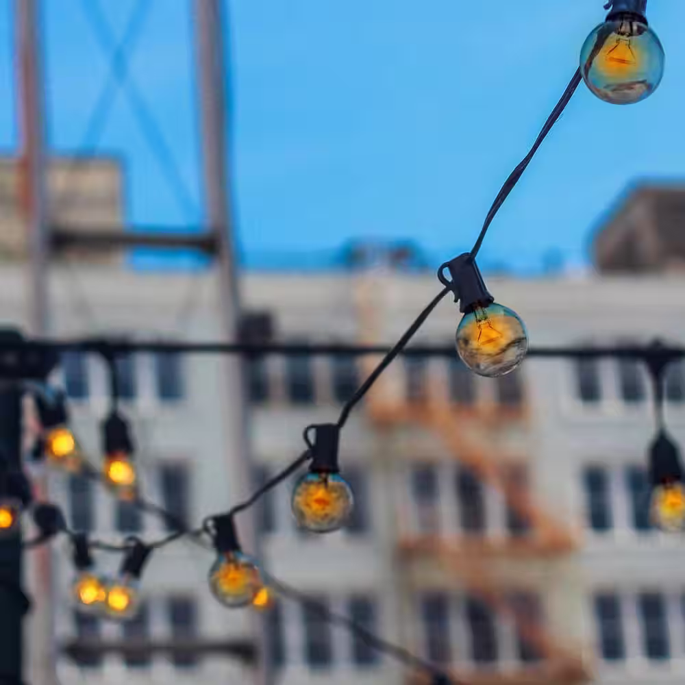 Newhouse Lighting Outdoor 17 ft. Plug-in Globe Bulb LED Party String Lights for Patio with 11 G40 LED Bulbs Included, UL Listed