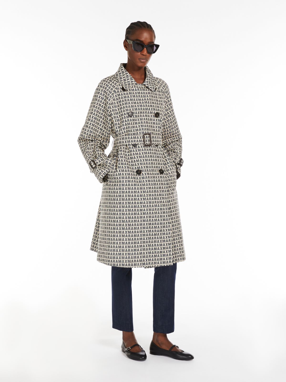 THE CUBE Double-breasted trench coat in water-repellent jacquard
