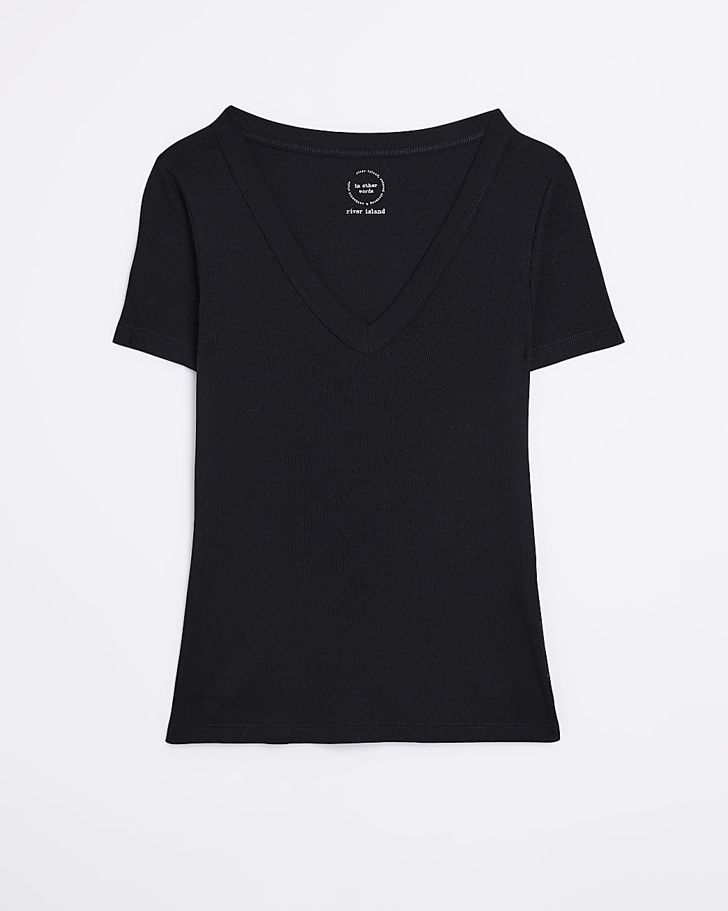 Black v-neck short sleeve t-shirt