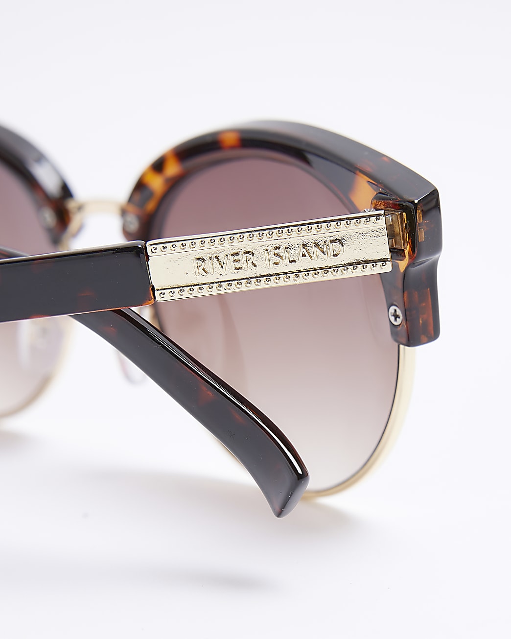 Brown oversized square sunglasses