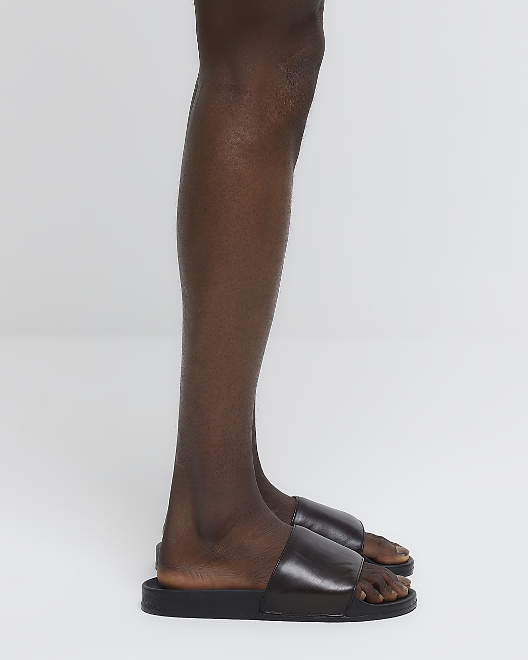 Brown leather sliders