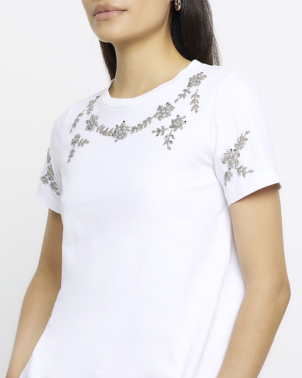 White short sleeve beaded t-shirt
