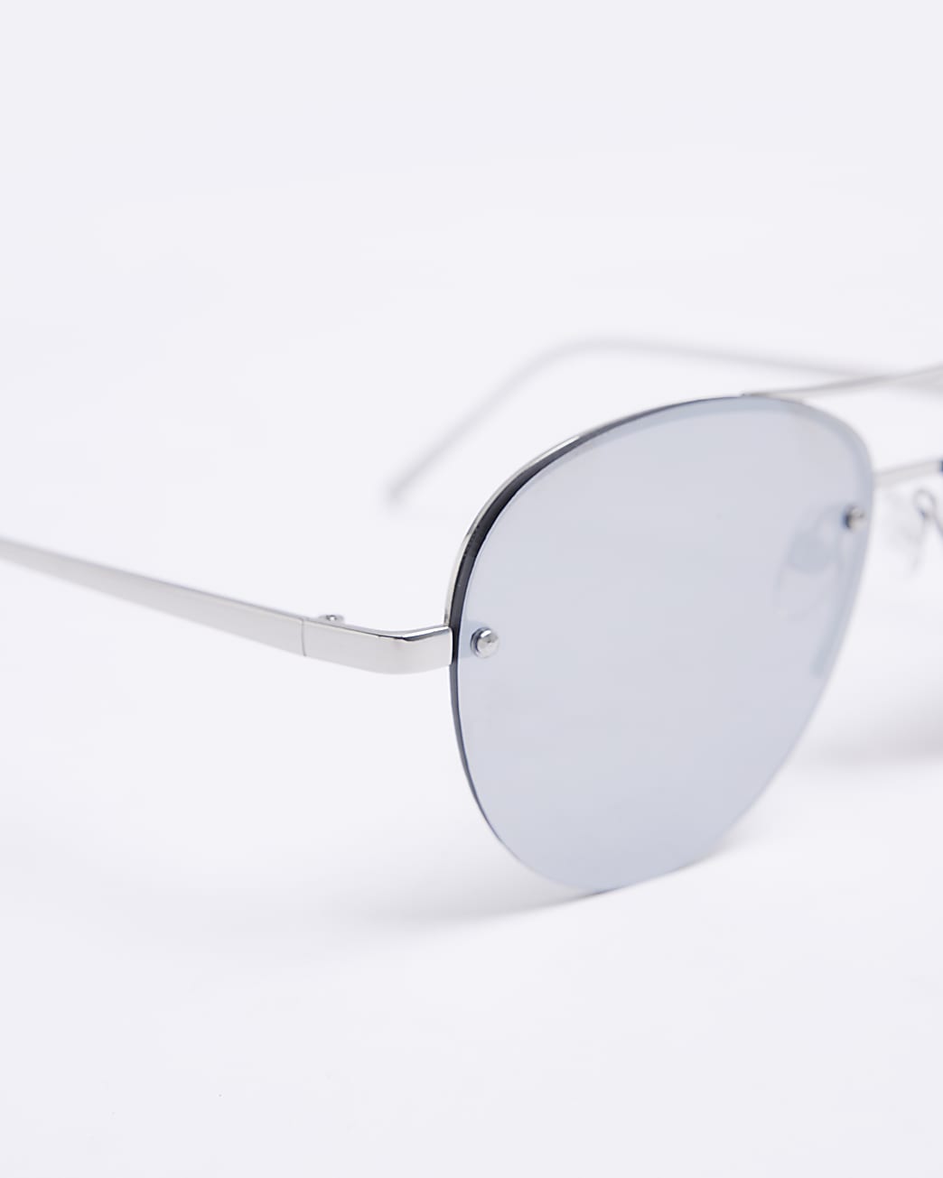 Silver colour aviator sunglasses
