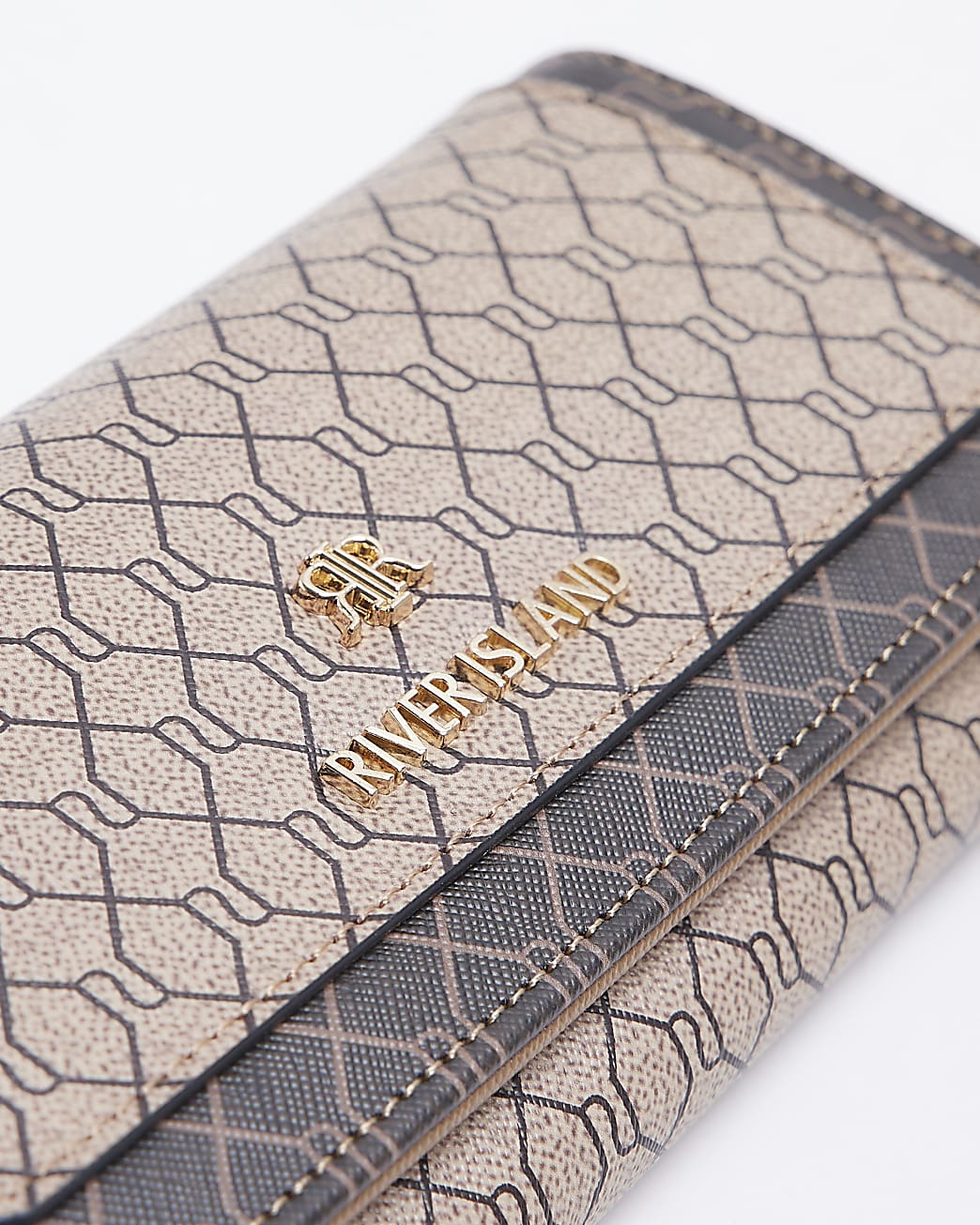 Brown RI monogram purse