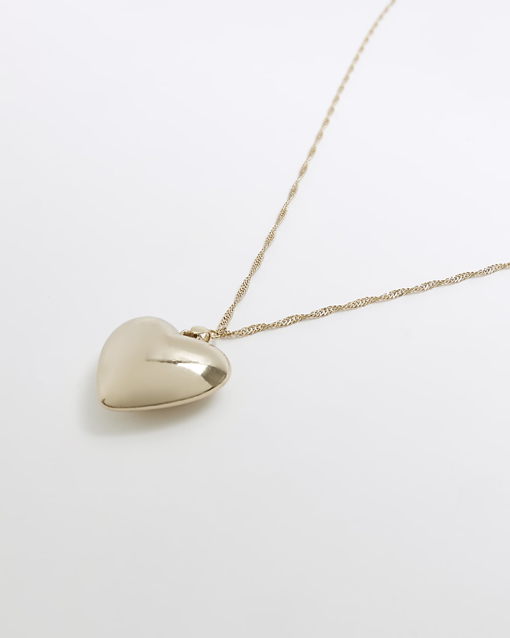 Gold heart necklace