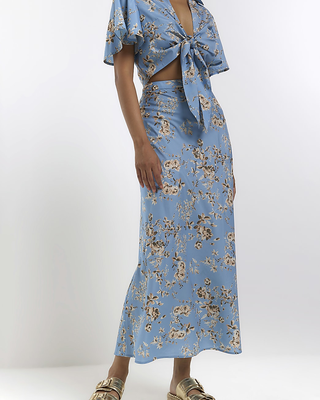 Blue floral midi skirt