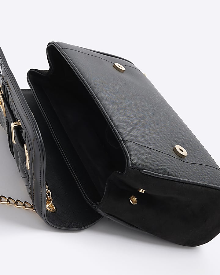 Black quilted chain strap shoulder bag