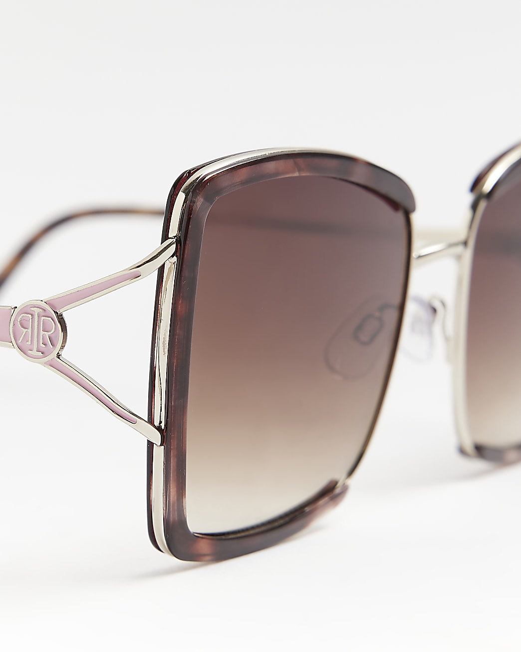 Gold tortoise shell square sunglasses