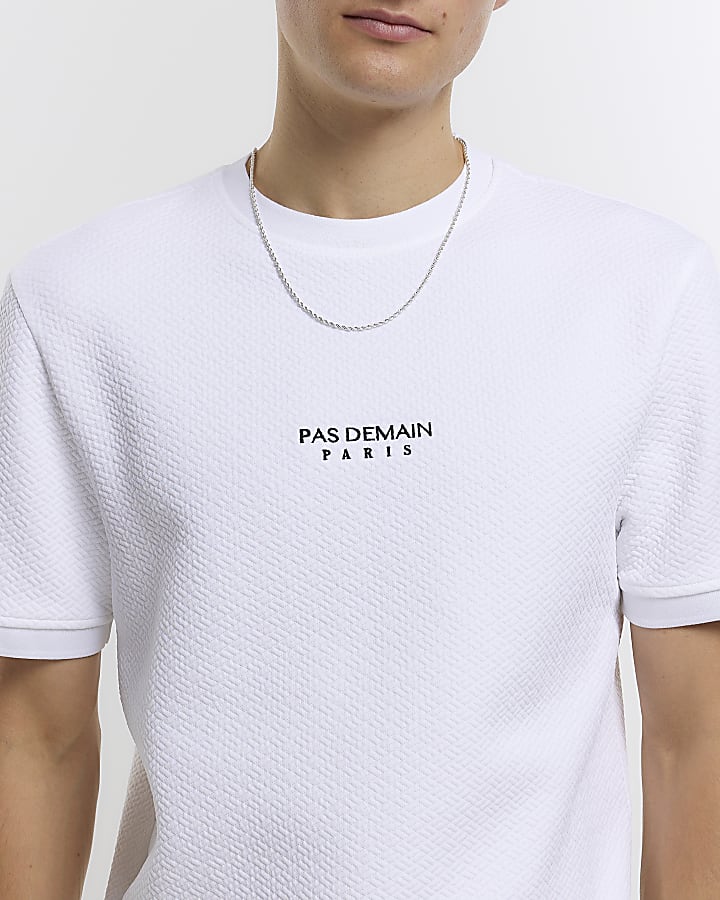 White slim fit quilted embroidered t-shirt