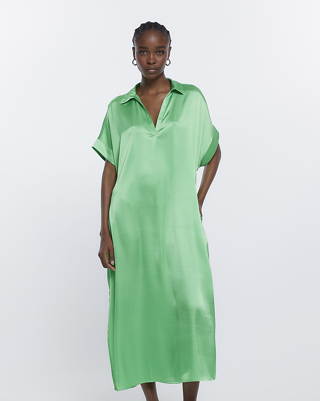 Green short sleeve midi shift dress