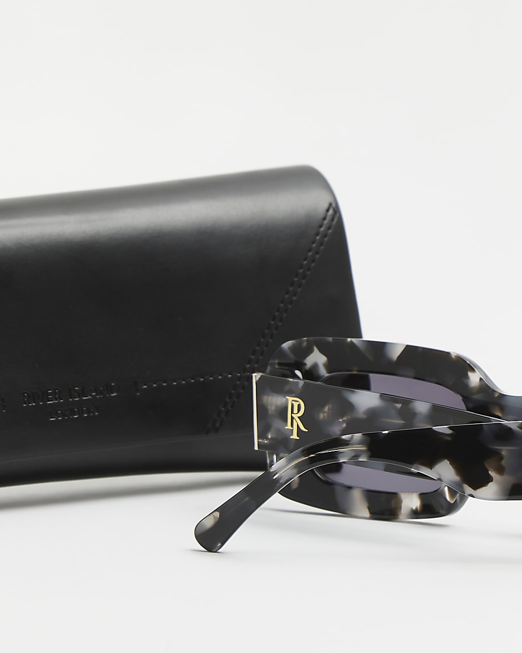 Black rectangular frame sunglasses