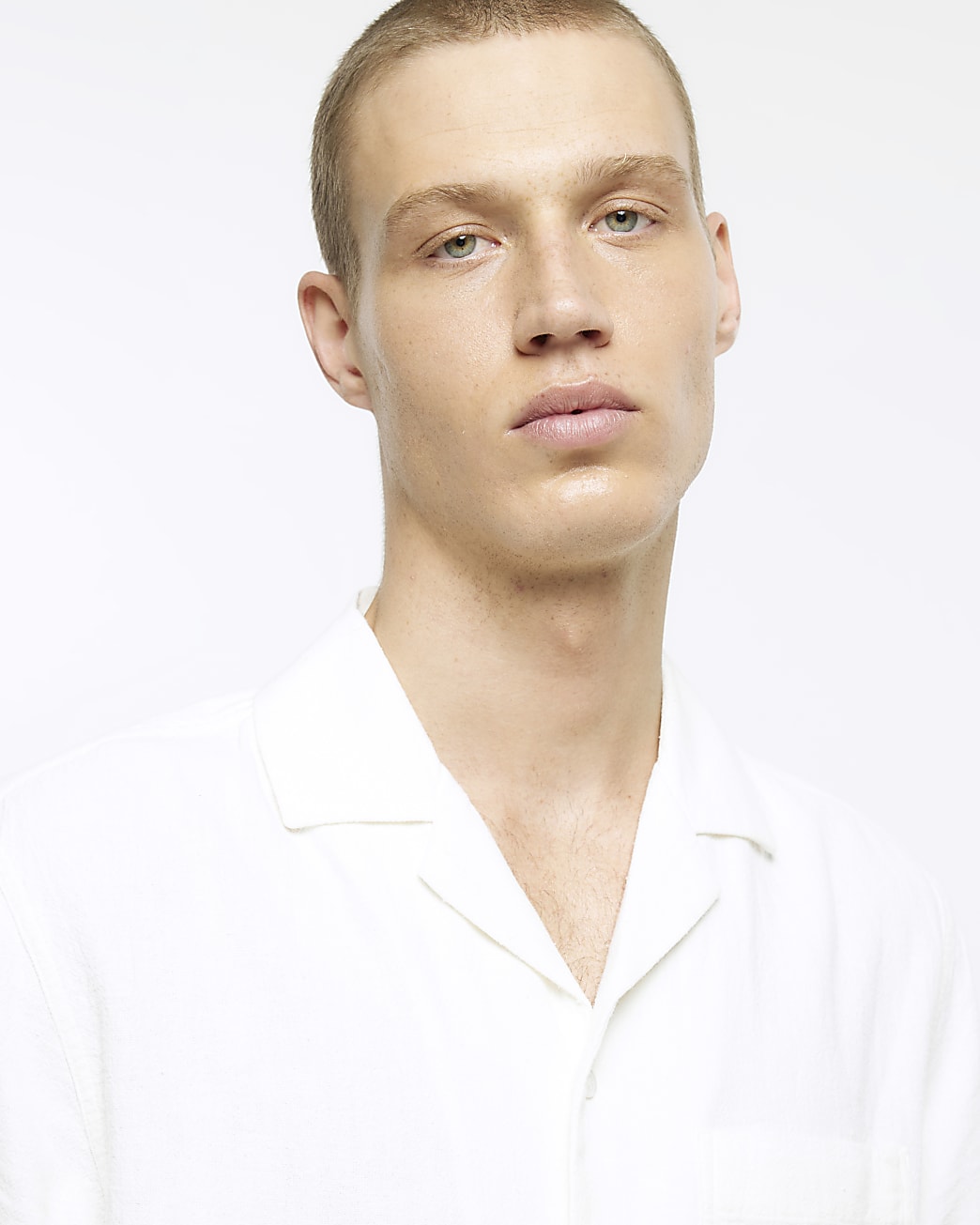 White regular fit linen blend revere shirt