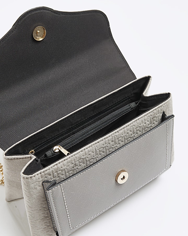 Grey RI embossed chain shoulder bag