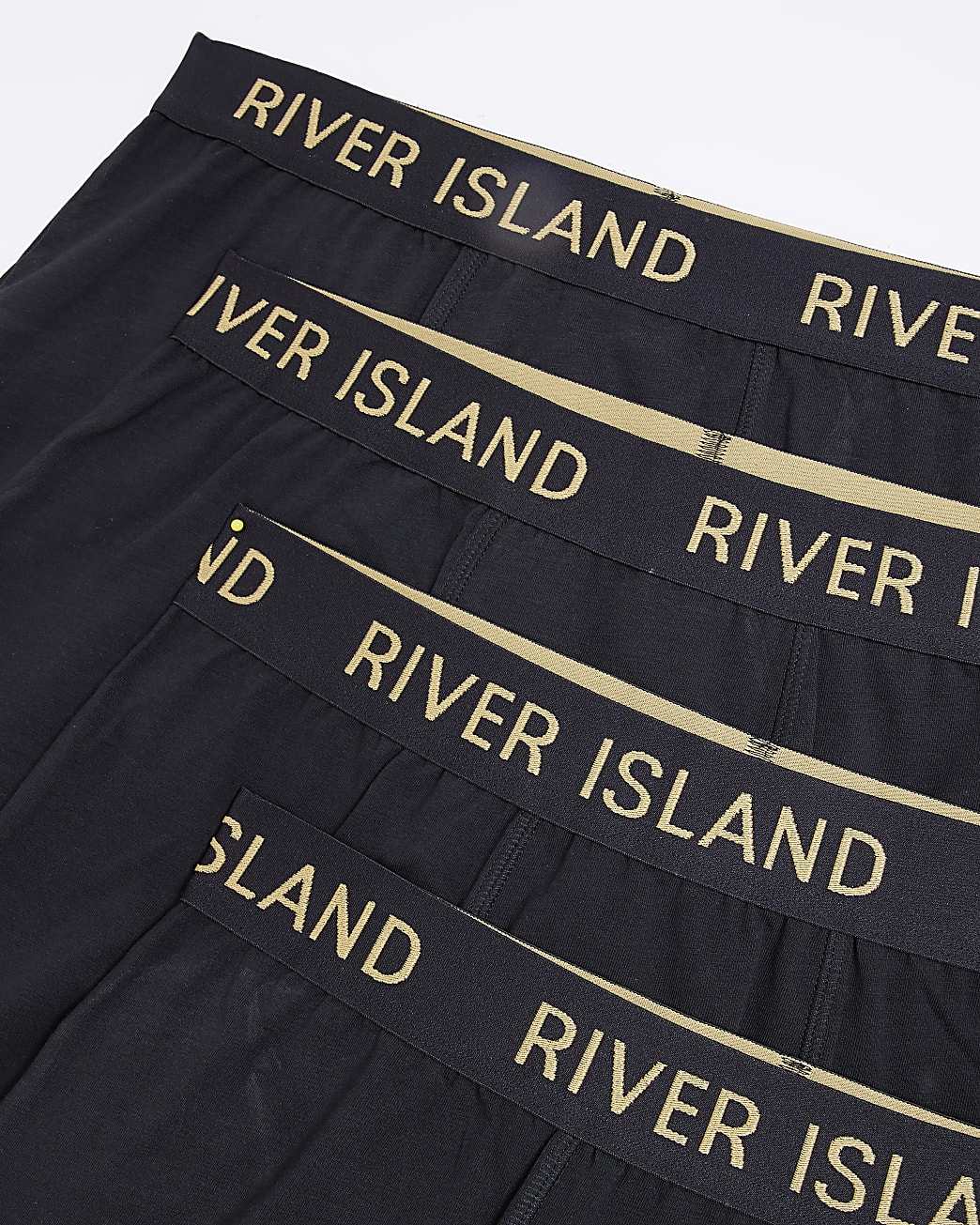 Black multipack of 4 RI trunks