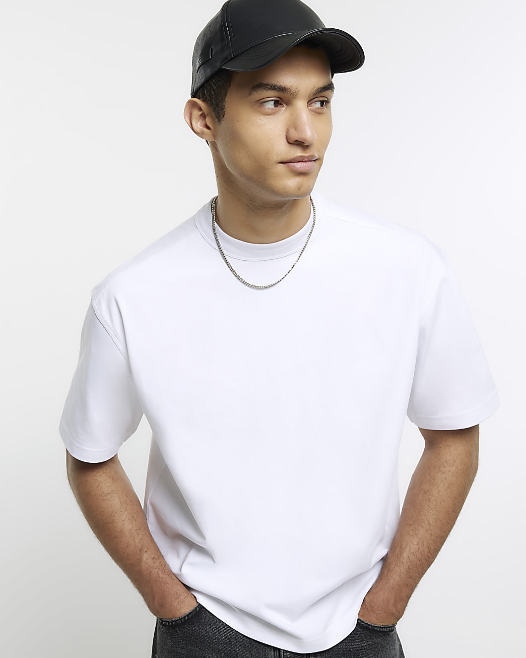 White boxy fit RI studio t-shirt