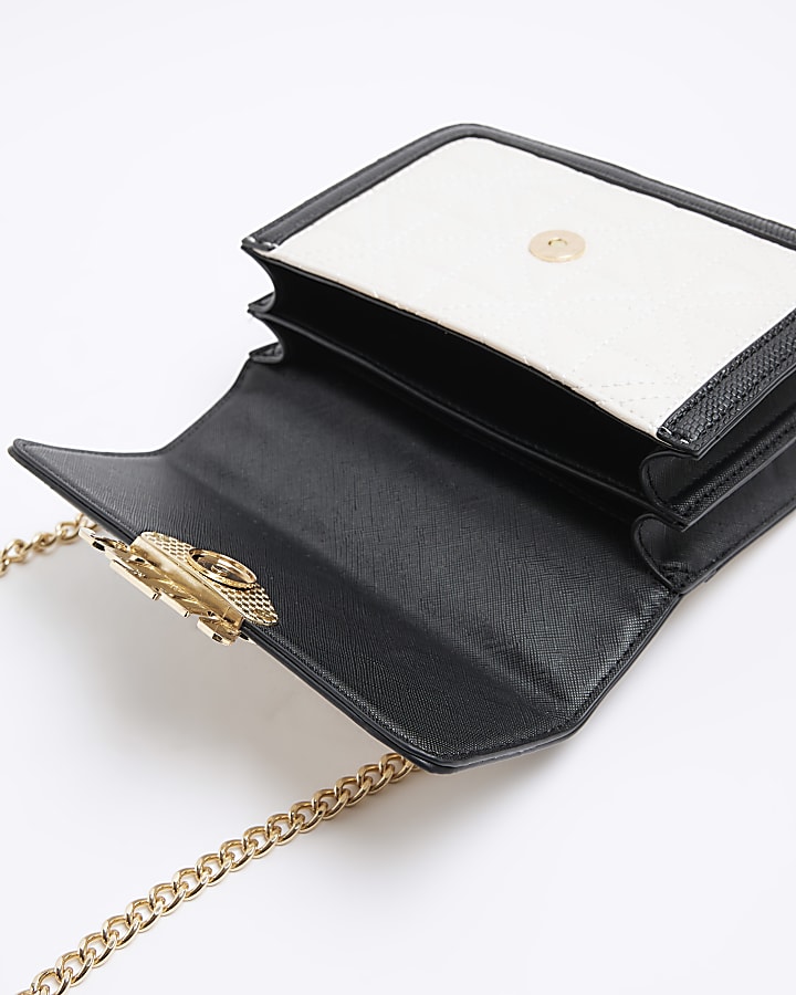Cream quilted shoulder bag