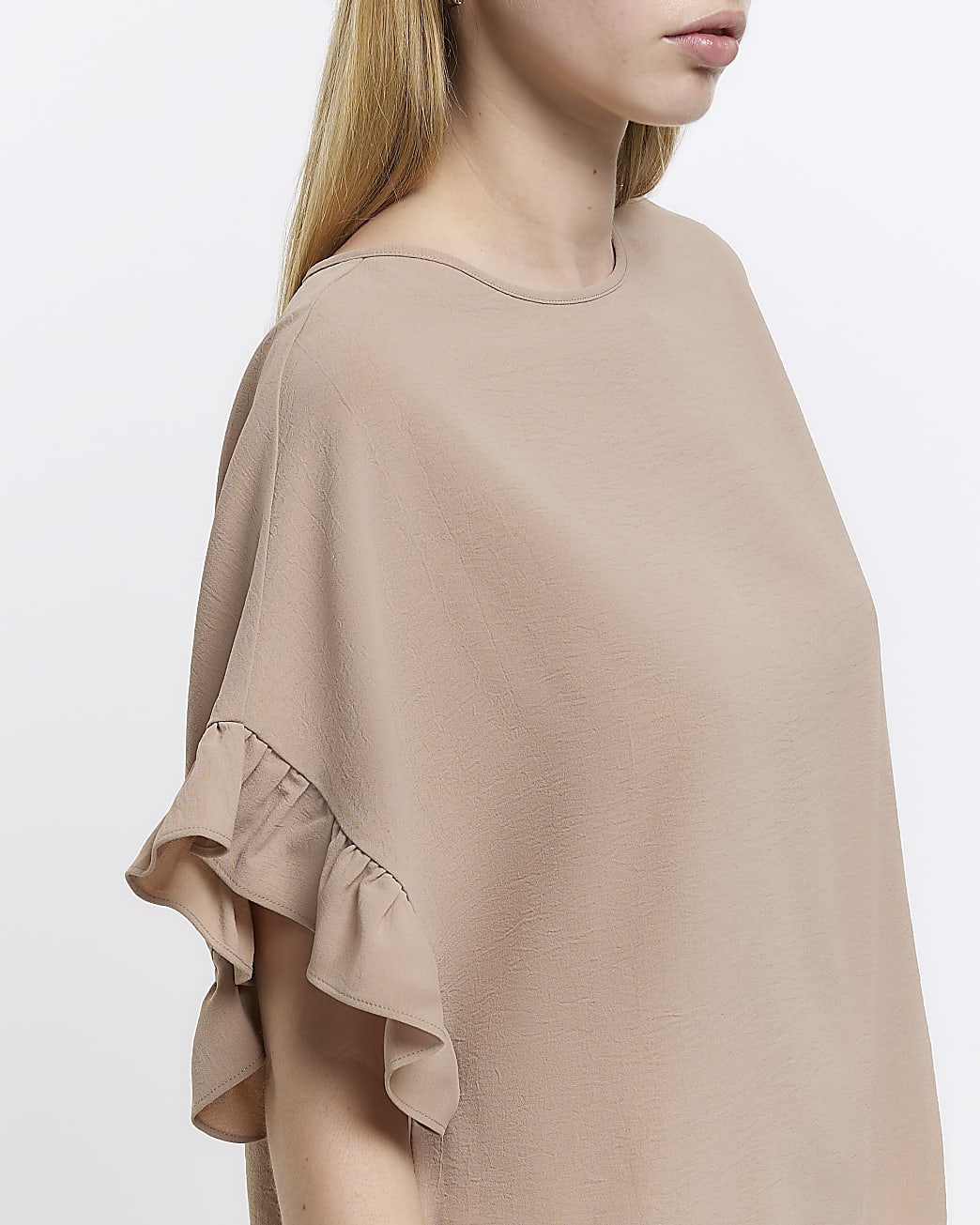 Camel frill sleeve t-shirt