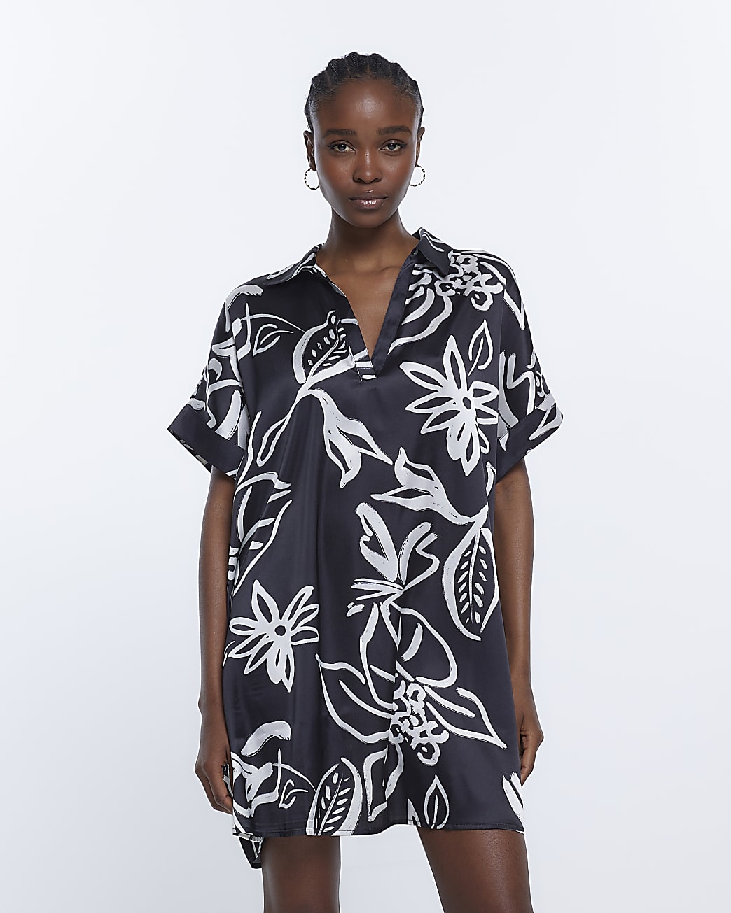 White floral short sleeve mini shirt dress