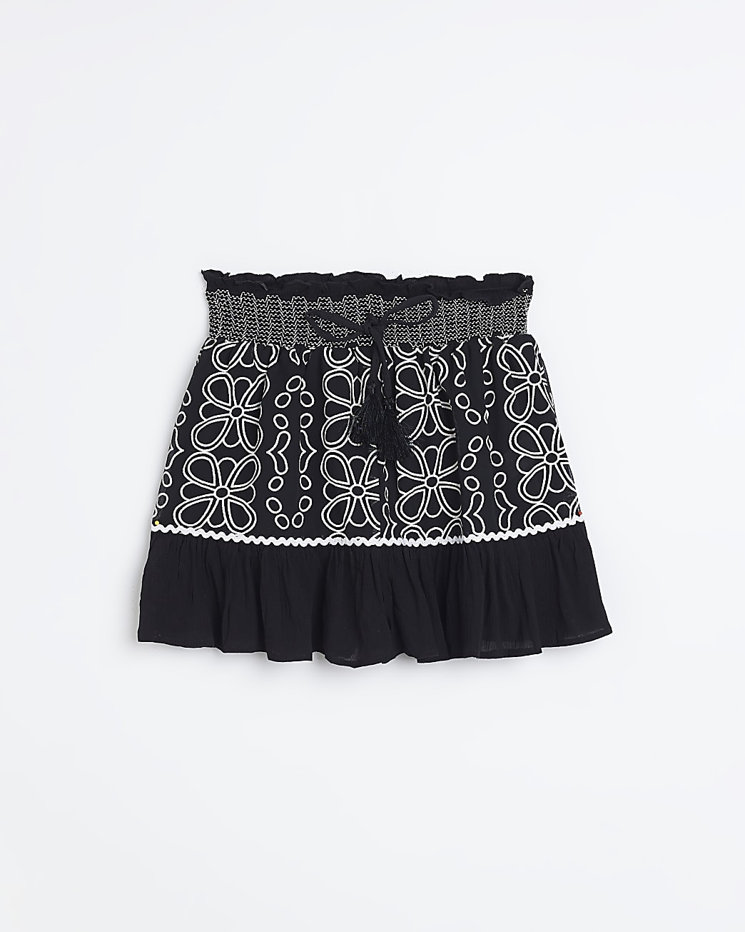 Black floral shirred shorts