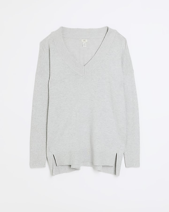 Grey v-neck jumper